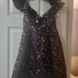 Monique LHuiler midi dress. Size 8. Dress is final sale. No refunds